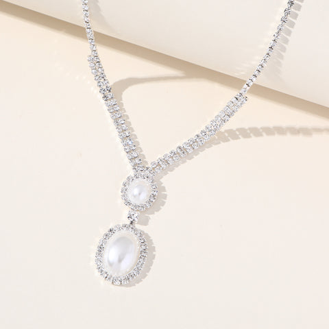 Regal Pearl Necklace Set