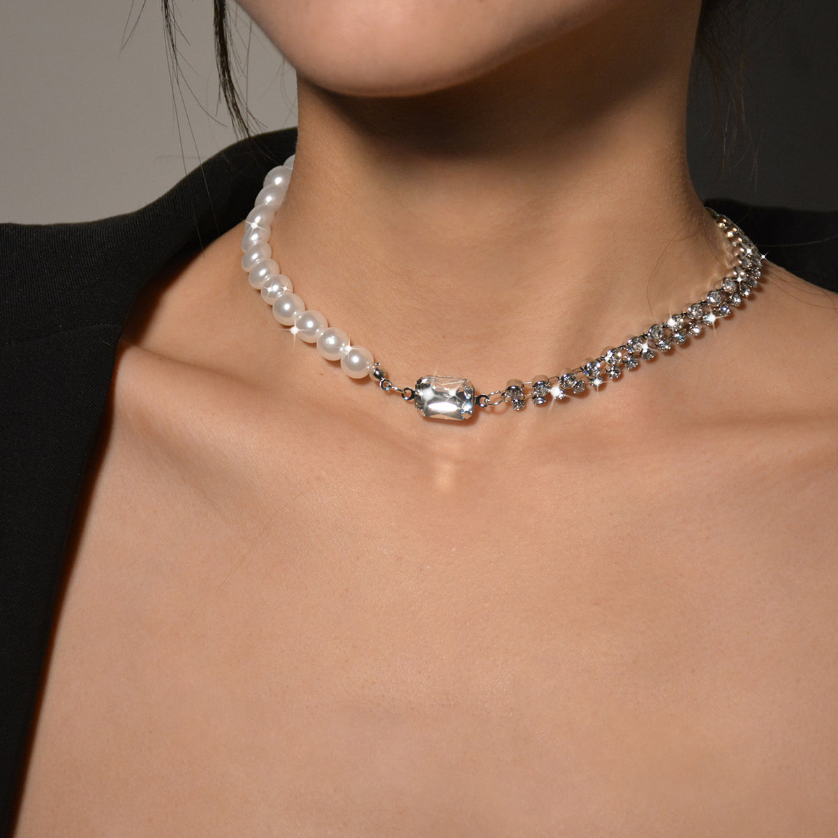 Opulent Pearl Rhinestone Necklace